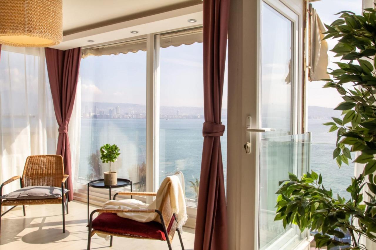 Апартаменти Exceptional Flat With Gorgeous Sea View In Ізмір Екстер'єр фото